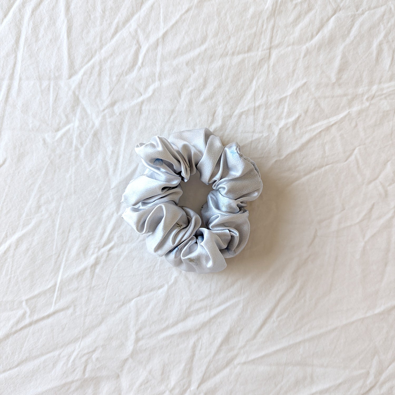 Silk Scrunchie - Blue Pansy