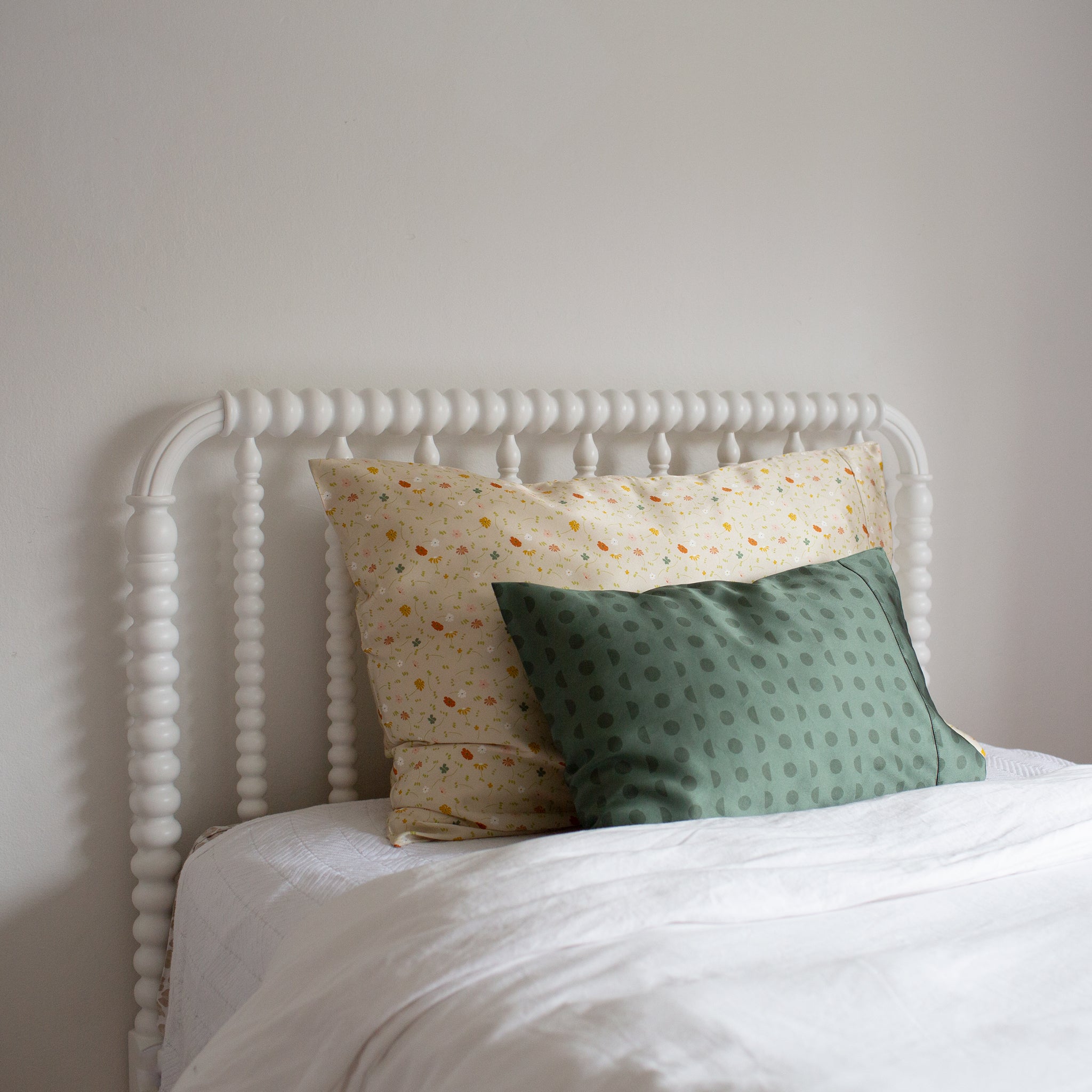 Queen Silk Pillowcase - Desert Bloom